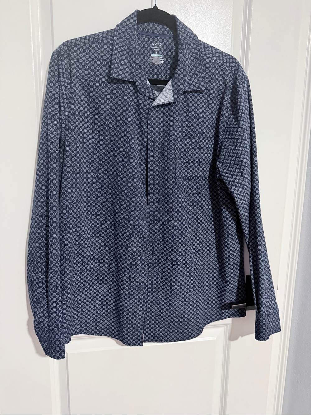 Apt. 9 Navy and White Geometric Print Button-Up Shirt